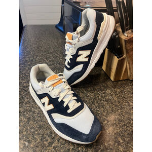 NEW BALANCE 997H Womens Shoes